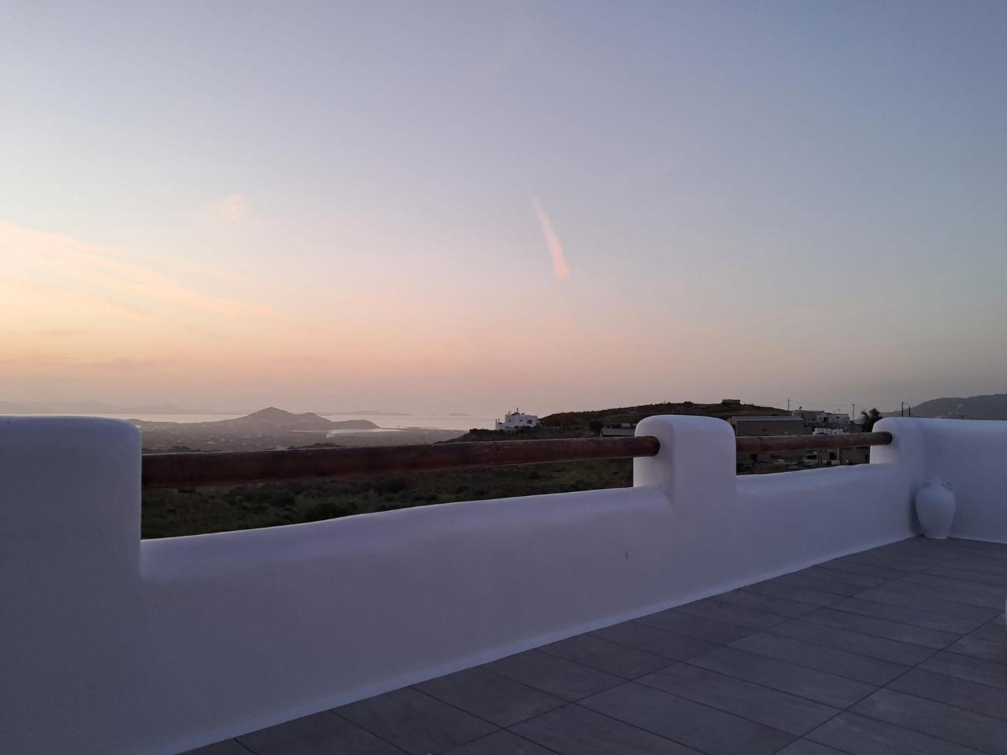Ariadne'S Crown Luxury Suites With Private Pool Vívlos 외부 사진